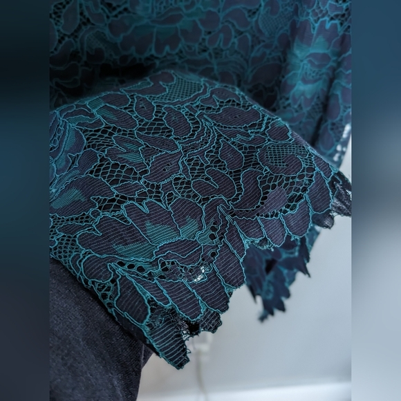 Jessica Howard Bell Sleeve Lace Dress - Picture 7 of 13